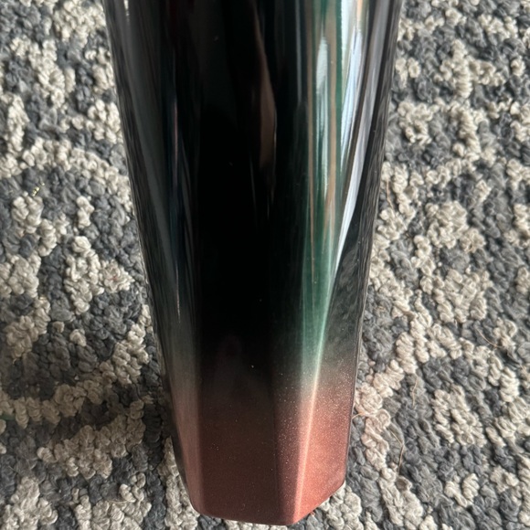 Starbucks 2023 Limited Edition Forest Green and Gold Two-Toned Tumbler- Venti - Picture 4 of 5